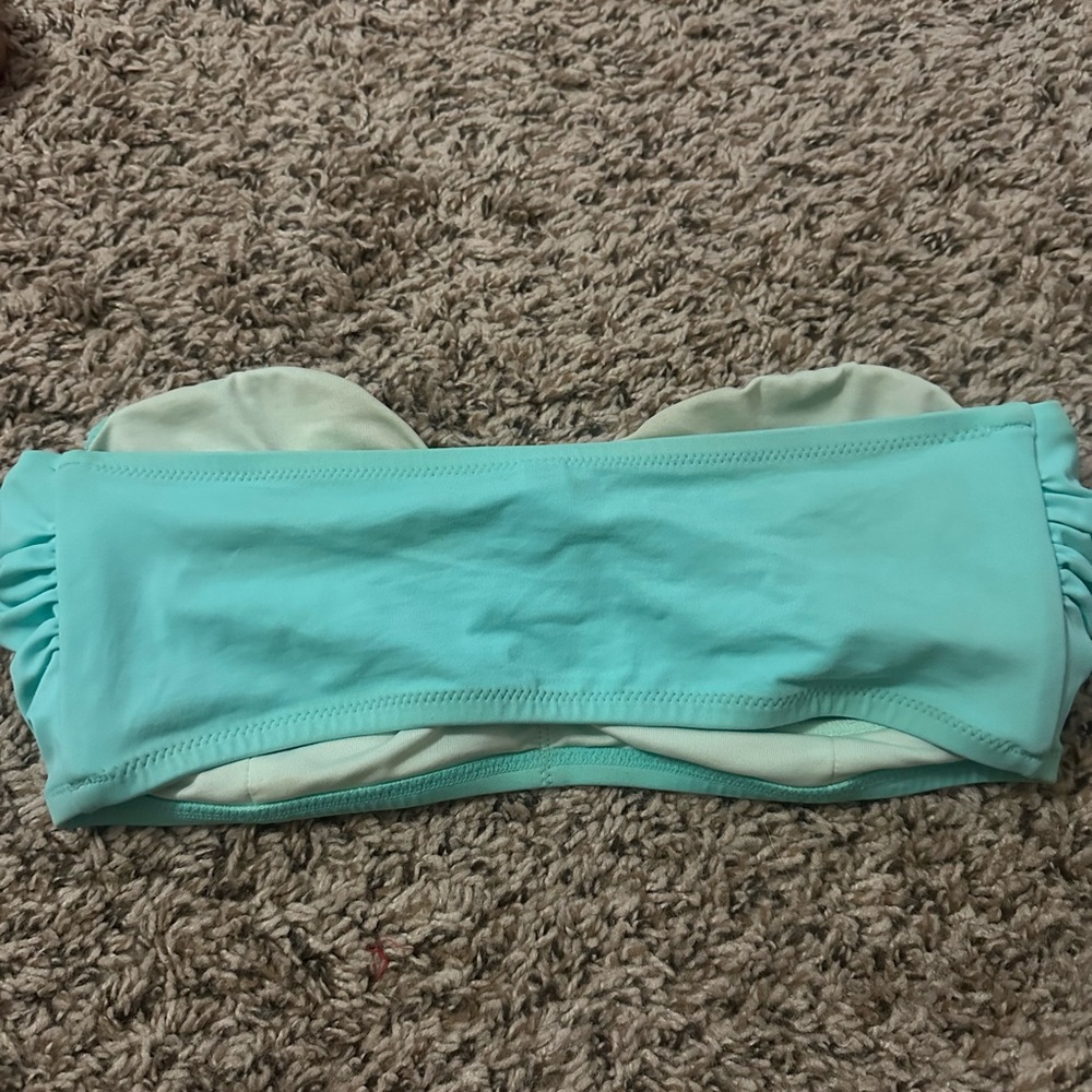Victoria's Secret Turquoise Bikini Top - Picture 2 of 3